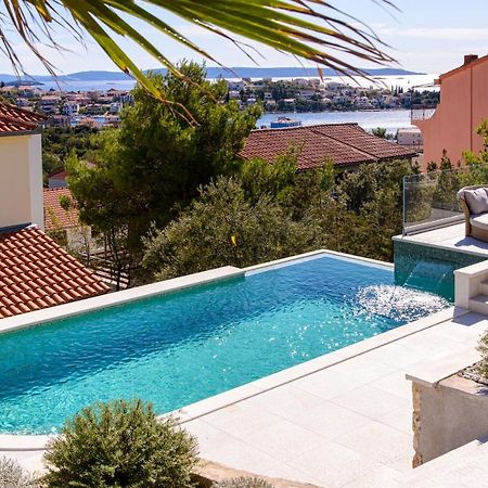 Villa Nerium Seget Vranjica Exterior photo