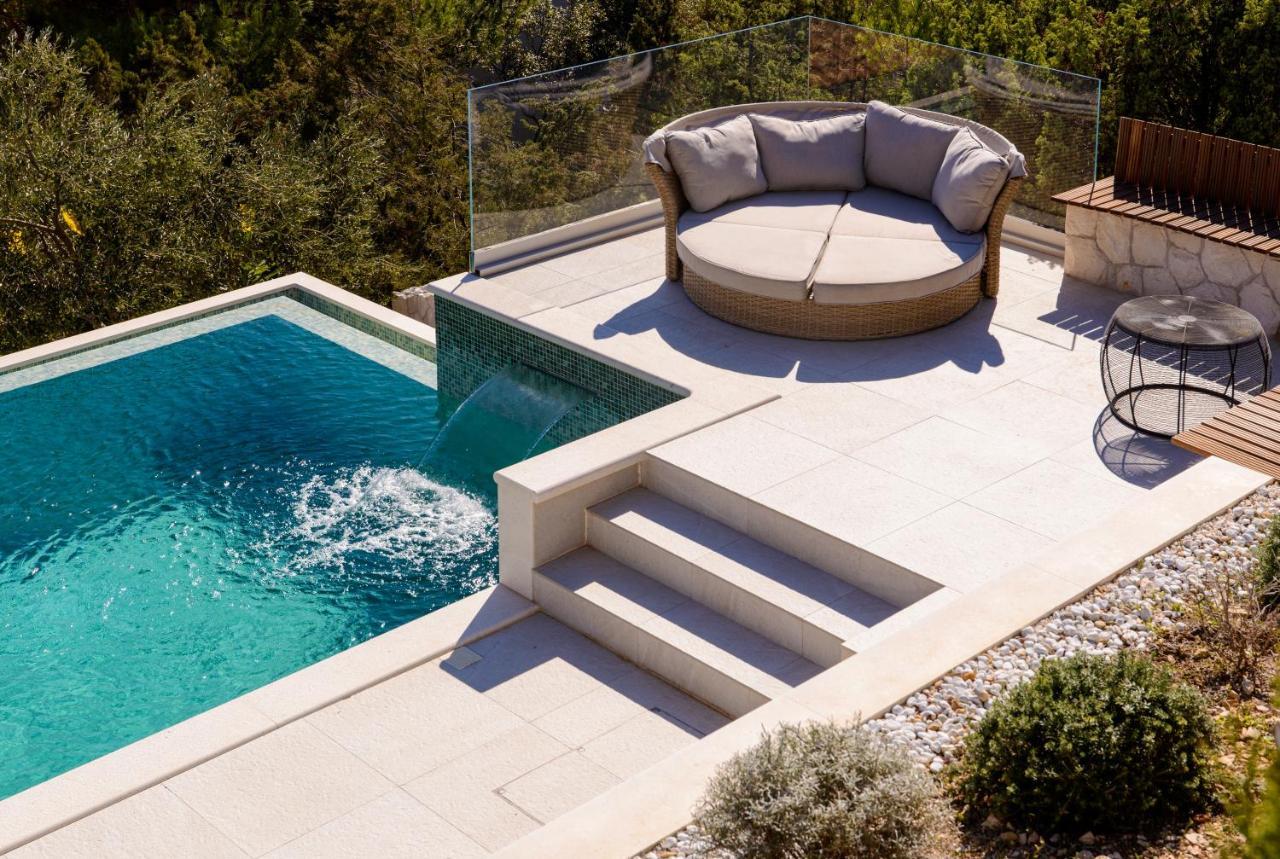 Villa Nerium Seget Vranjica Exterior photo