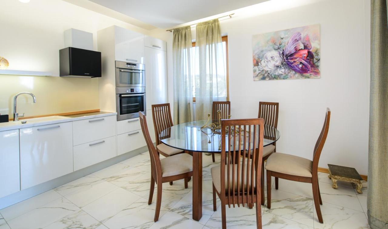 Villa Nerium Seget Vranjica Exterior photo